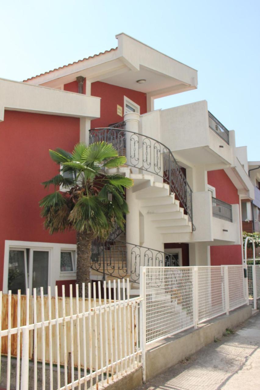 Apartments Durutović Bar Buitenkant foto